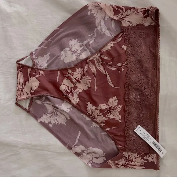 3 SOMA size XL panties NWT. MSRP $62 - Picture 2 of 4